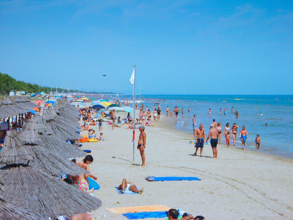 Green Bay Village Пинето Екстериор снимка