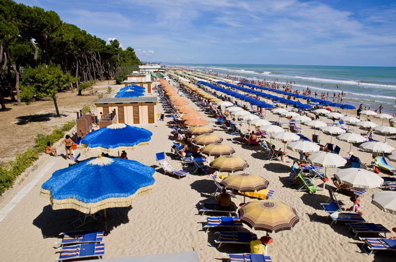 Green Bay Village Пинето Екстериор снимка